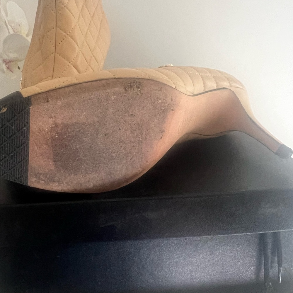 CHANEL Quilted Beige Heels